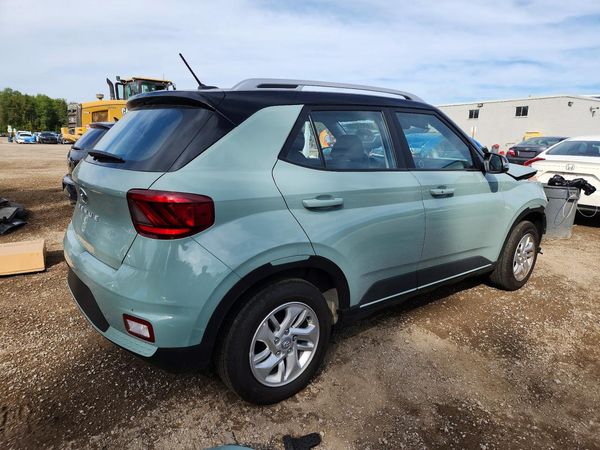 2026 HYUNDAI VENUE SEL, SEL w/ 2-Tone Roof — PSRA