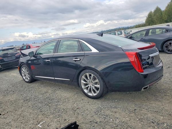 2015 CADILLAC XTS Luxury