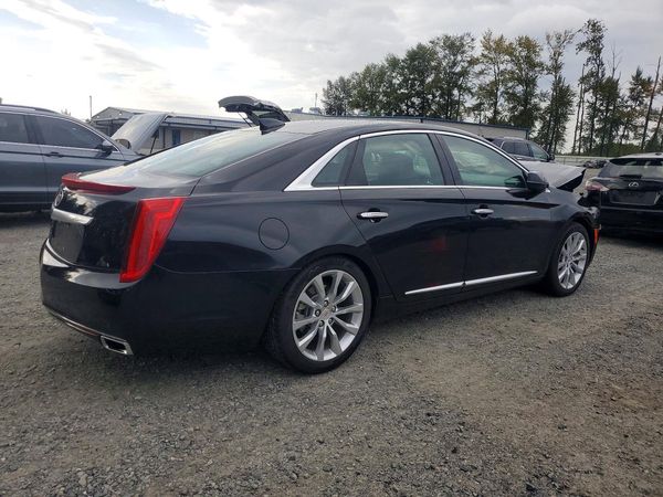 2015 CADILLAC XTS Luxury