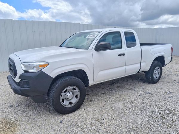 2023 TOYOTA TACOMA SR5 — Front 3/4