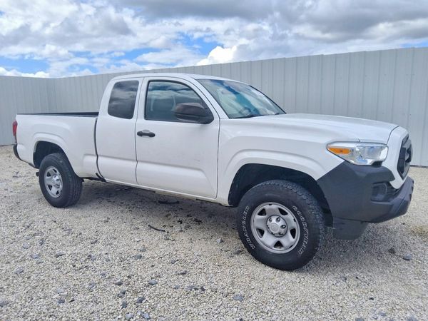 2023 TOYOTA TACOMA SR5 — Passenger 3/4