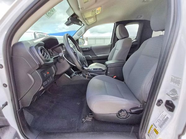 2023 TOYOTA TACOMA SR5 — DENT