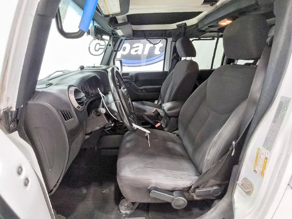 2016 JEEP WRANGLER UNLIMITED Sport — DENT