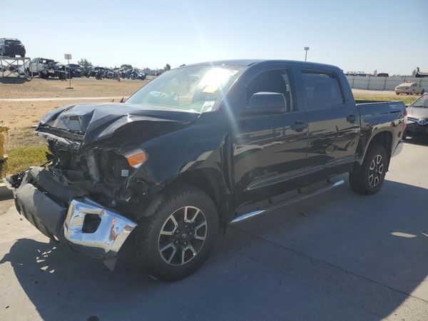2016 TOYOTA TUNDRA