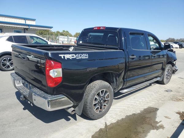 2016 TOYOTA TUNDRA