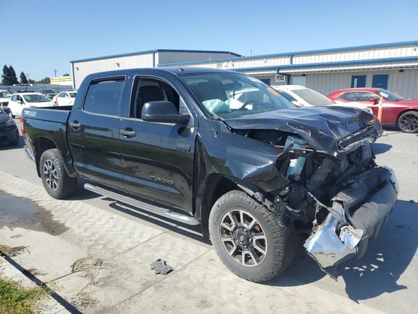 2016 TOYOTA TUNDRA