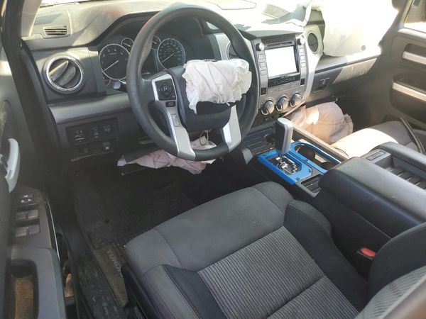 2016 TOYOTA TUNDRA