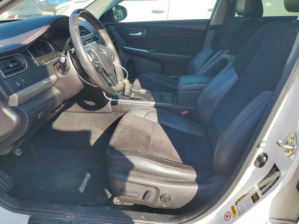2015 TOYOTA CAMRY