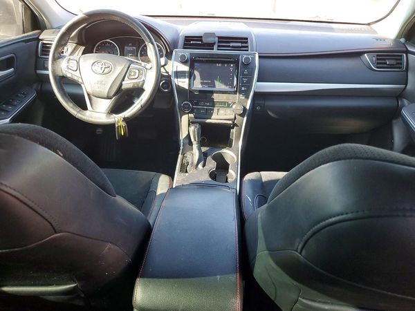 2015 TOYOTA CAMRY