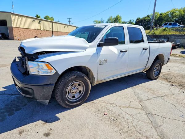 2021 RAM 1500 Tradesman — Front 3/4