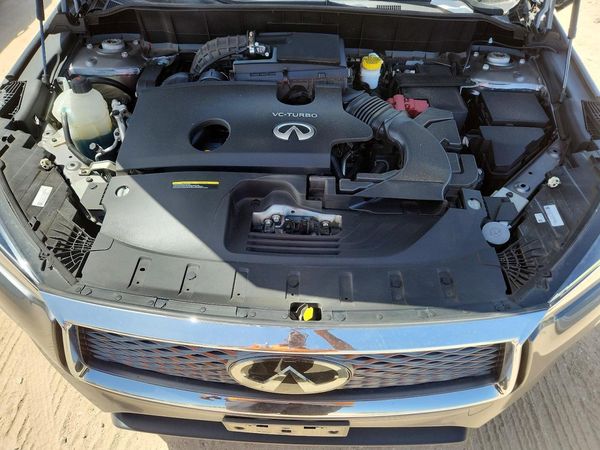 2024 INFINITI QX50 — Engine bay