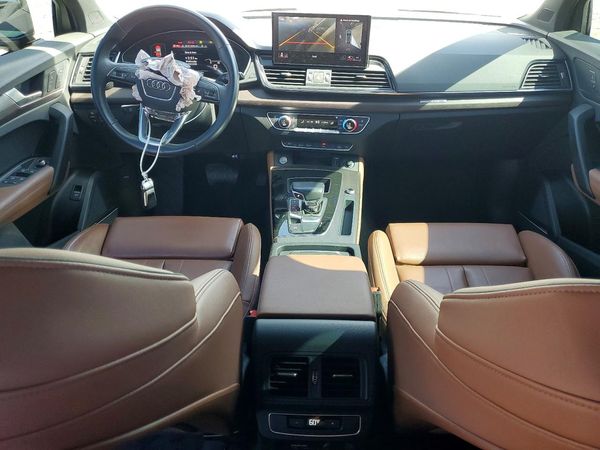 2021 AUDI Q5 quattro Premium Plus — CKPT