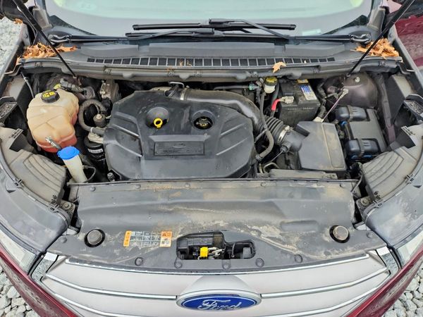 2018 FORD EDGE — Engine bay