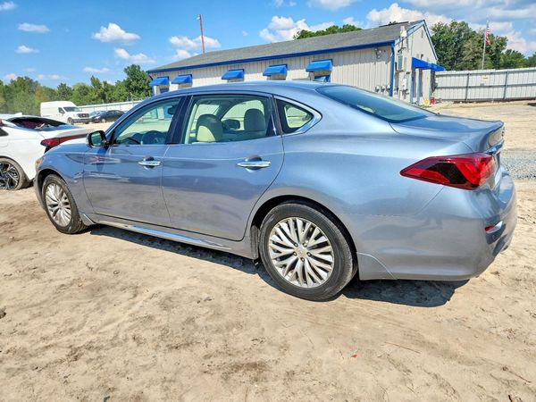 2016 INFINITI Q70L — DSRA