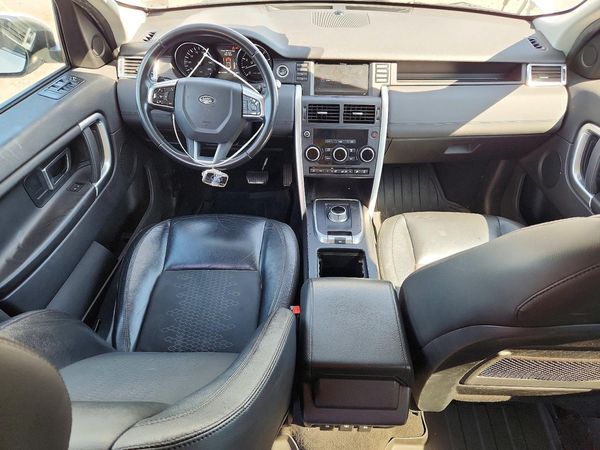 2015 LAND ROVER DISCOVERY SE