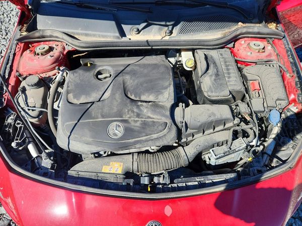 2018 MERCEDES-BENZ CLA CLA250-4M — Engine bay