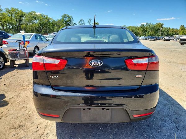 2015 KIA RIO GL - Middle-low