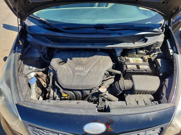 2015 KIA RIO GL - Middle-low