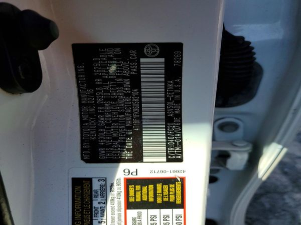 2016 TOYOTA CAMRY — VINS