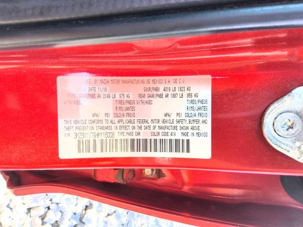 2017 MAZDA 3 Touring — VINS