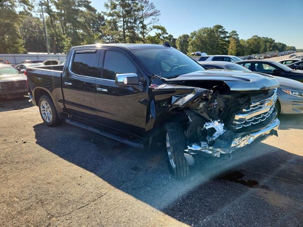2022 CHEVROLET SILVERADO LTZ — Passenger 3/4
