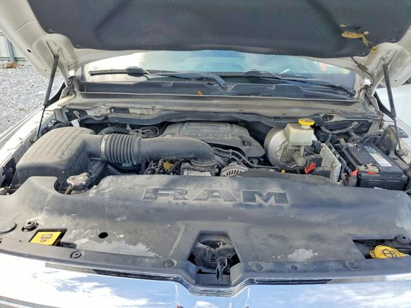 2019 RAM 1500 Tradesman — Engine bay