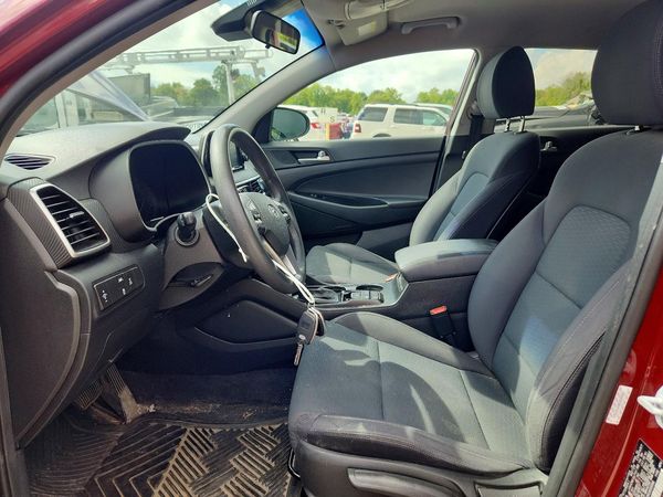 2019 HYUNDAI TUCSON SE — DENT