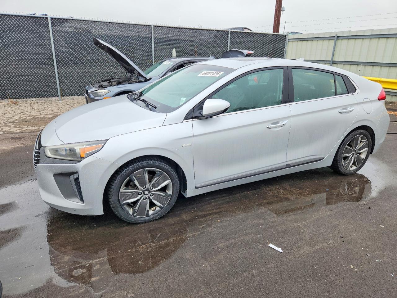 2018 HYUNDAI IONIQ Limited w/Ultimate (HEV) — Front 3/4