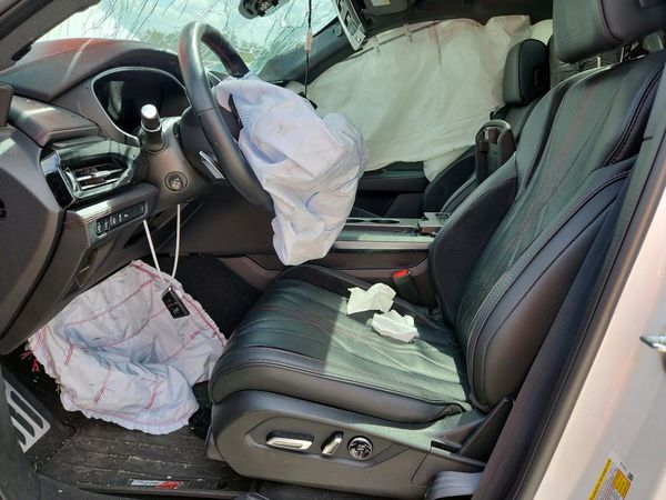 2026 ACURA MDX — DENT