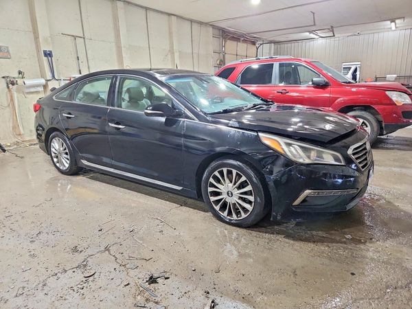 2015 HYUNDAI SONATA — Passenger 3/4