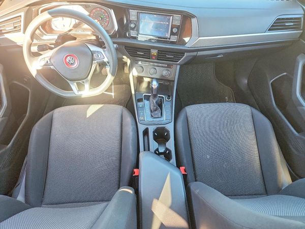 2019 VOLKSWAGEN JETTA S, SE, R-Line