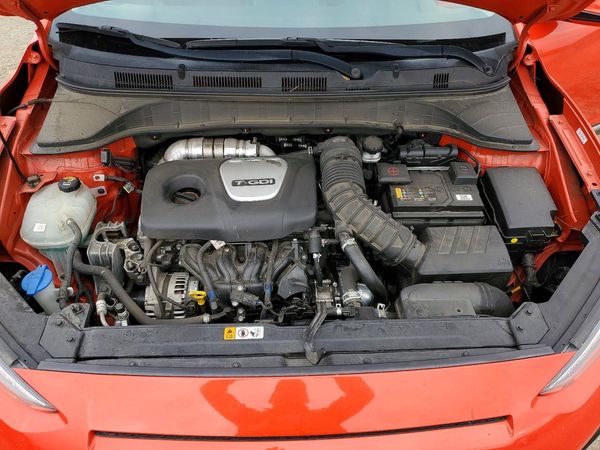 2020 HYUNDAI KONA Ultimate — Engine bay