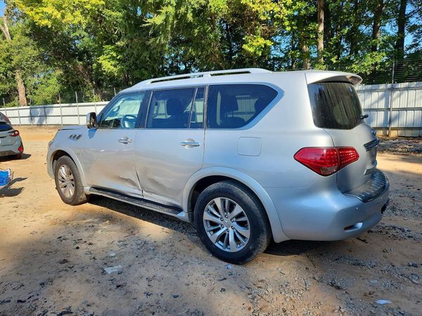 2017 INFINITI QX80 — DSRA