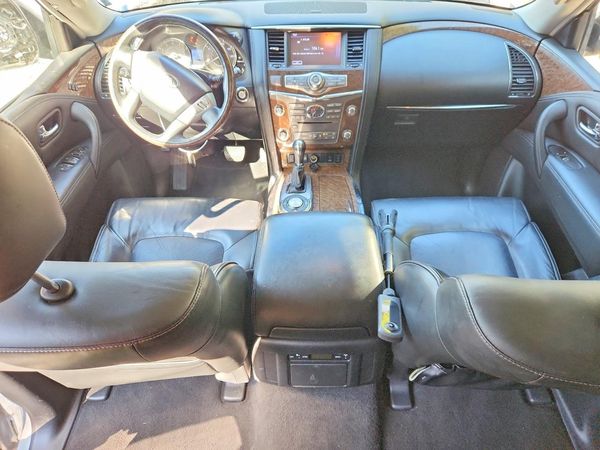 2017 INFINITI QX80 — CKPT