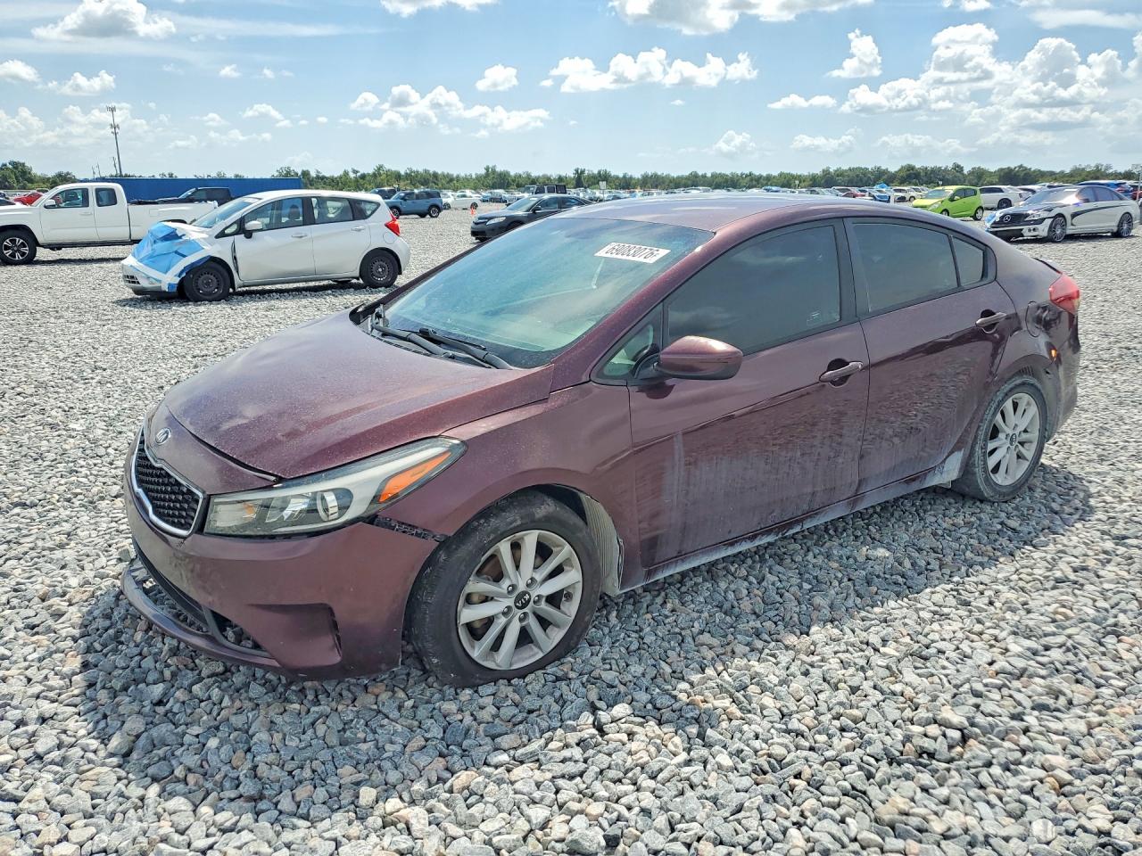 2017 KIA FORTE — Front 3/4