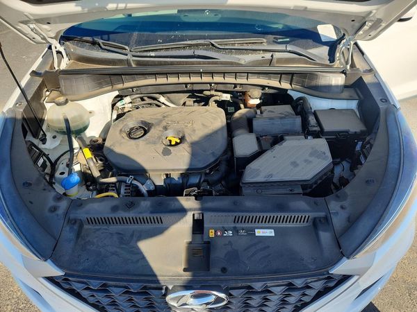 2020 HYUNDAI TUCSON SE