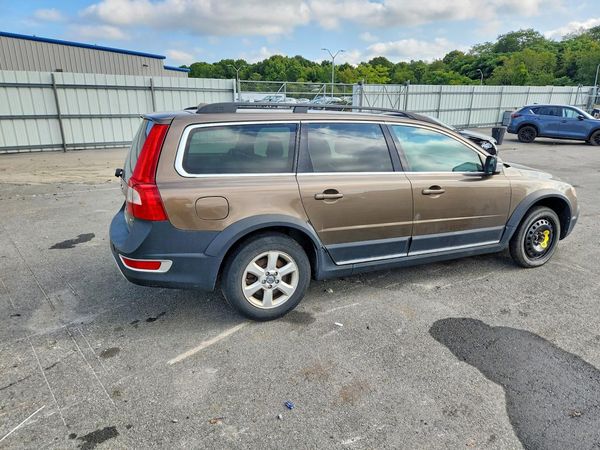 2012 VOLVO XC70 — PSRA