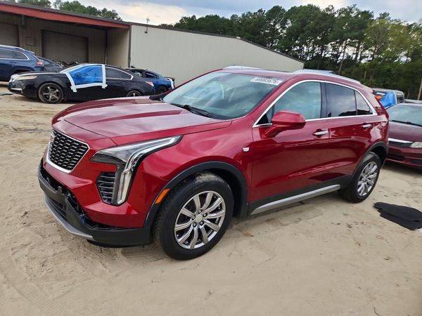 2019 CADILLAC XT4 — Front 3/4