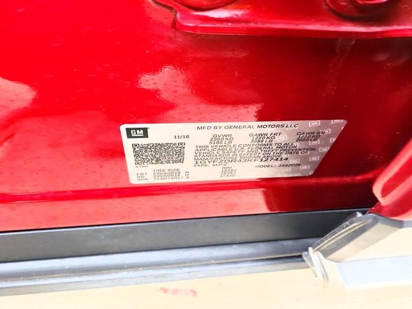 2019 CADILLAC XT4 — VINS