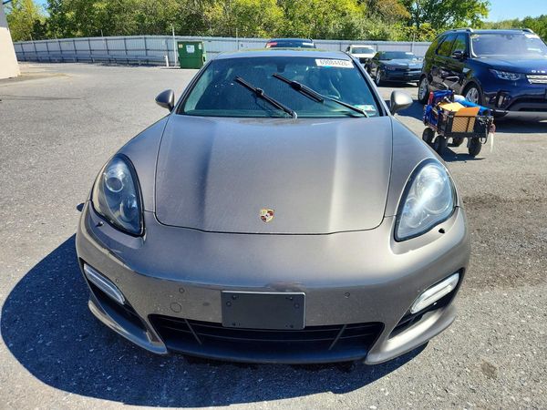 2013 PORSCHE PANAMERA — DIRF
