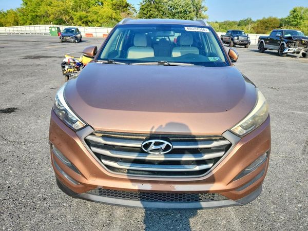 2016 HYUNDAI TUCSON
