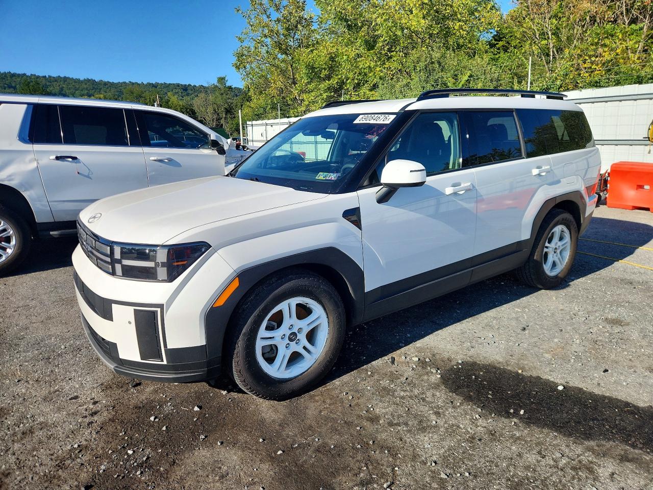 2025 HYUNDAI SANTA FE SEL — Front 3/4