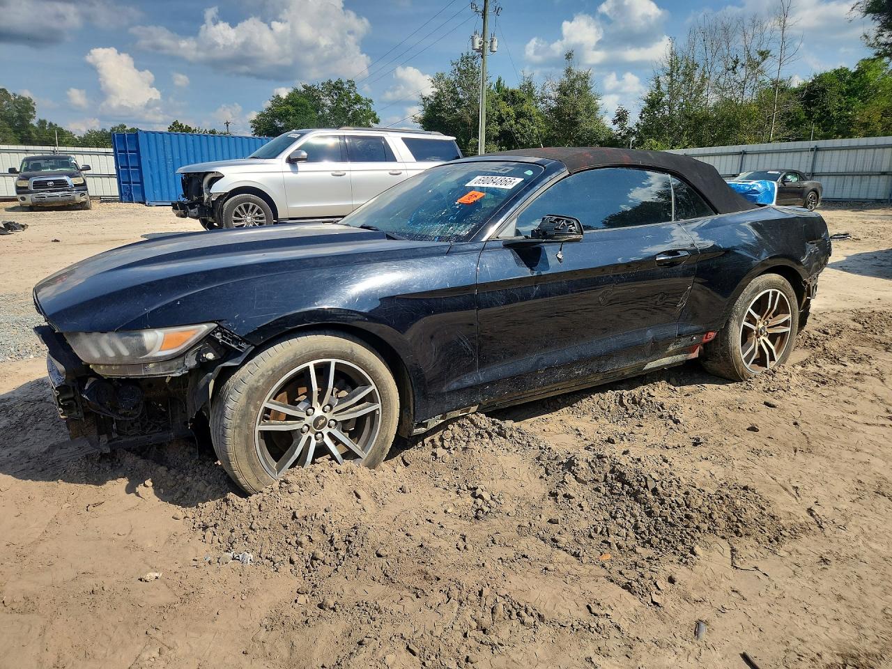 2017 FORD MUSTANG I4 Convertible — Front 3/4