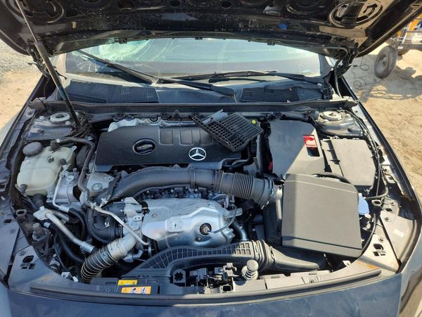2019 MERCEDES-BENZ A-CLASS A220-4M — Engine bay