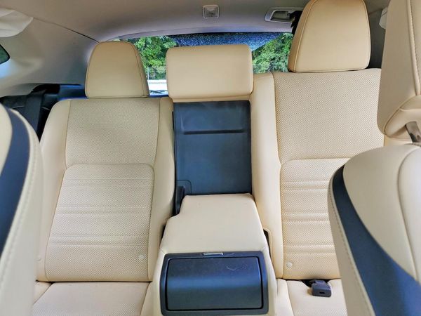 2016 LEXUS NX 200T 200t Luxury — SUVN