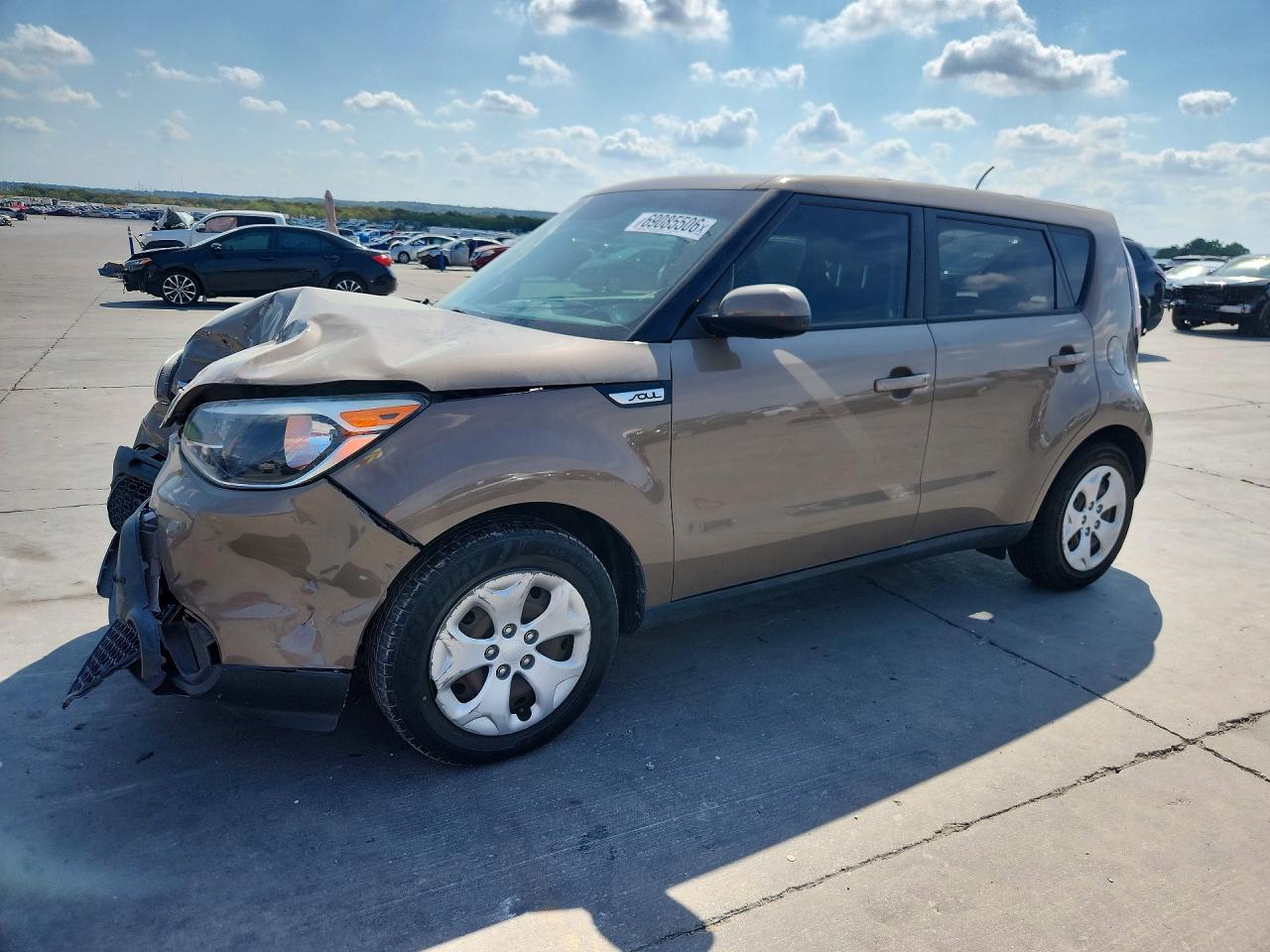 2015 KIA SOUL — Front 3/4