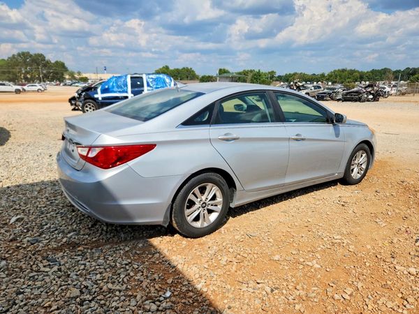 2013 HYUNDAI SONATA GLS/ GLS Popular