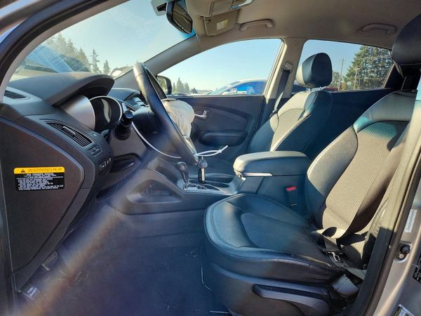 2013 HYUNDAI TUCSON — DENT
