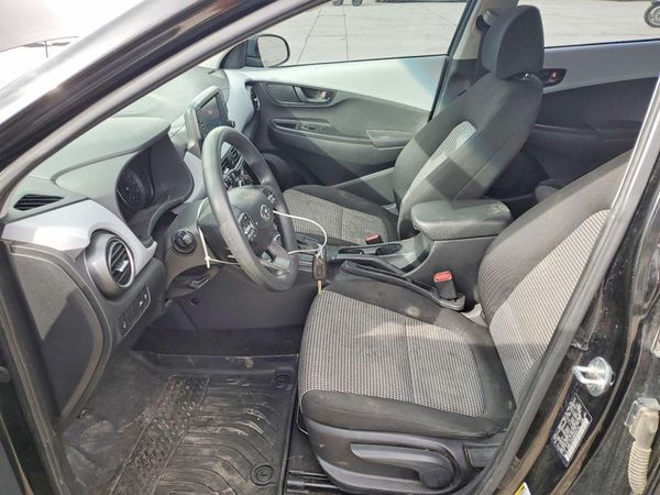 2021 HYUNDAI KONA — DENT