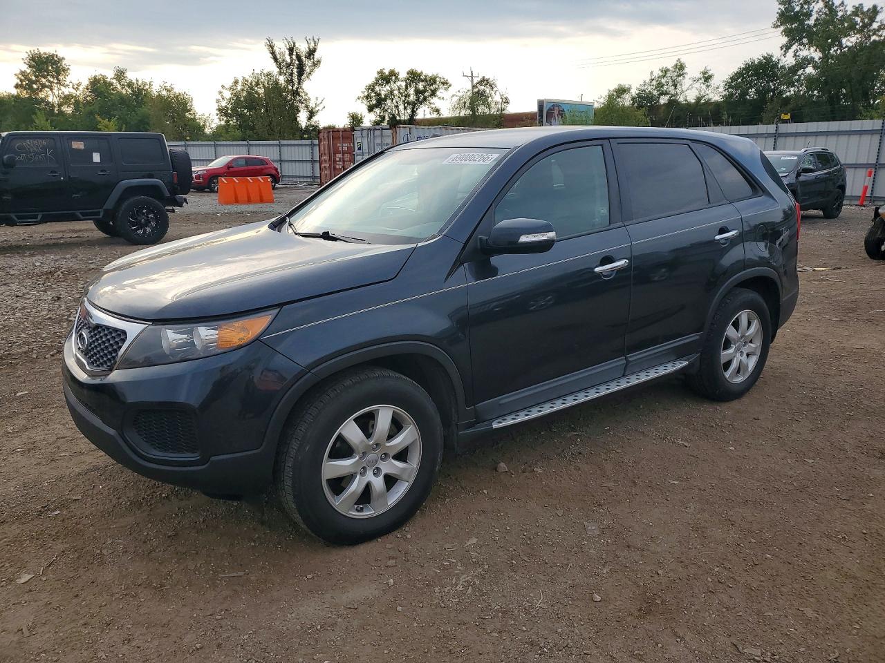 2013 KIA SORENTO Base / LX